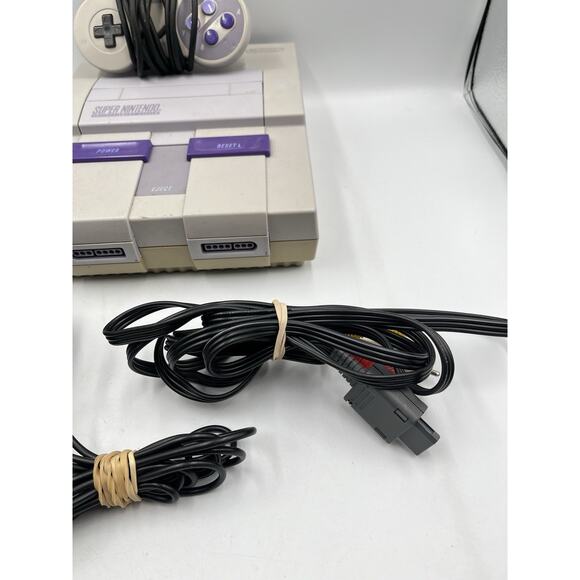 Super Nintendo SNES System Console With OEM Controller Authentic & Clean!!